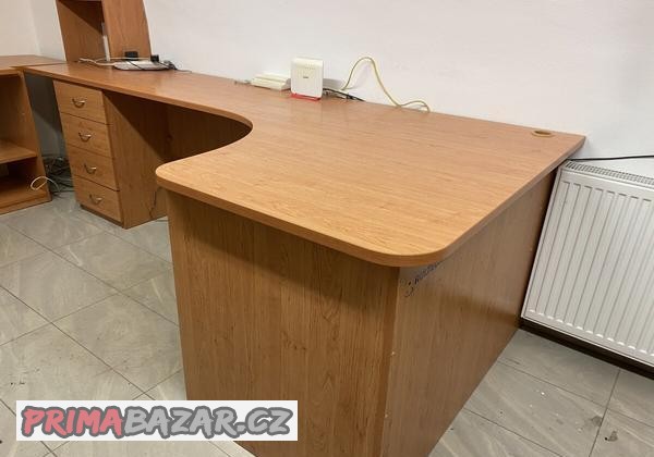 Kancelarsky / studentsky stul rohovy se supliky