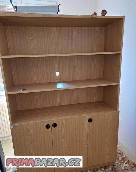 velmi-zachovala-skrin