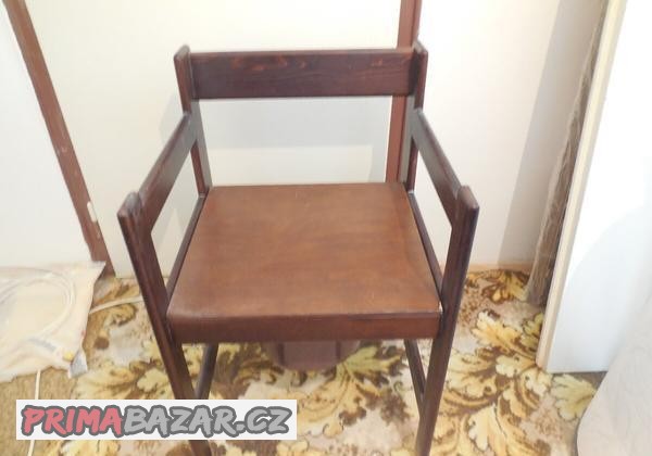 kreslo-toaletni-drevene