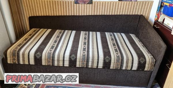 prodam-rozkladaci-pohovku-postel