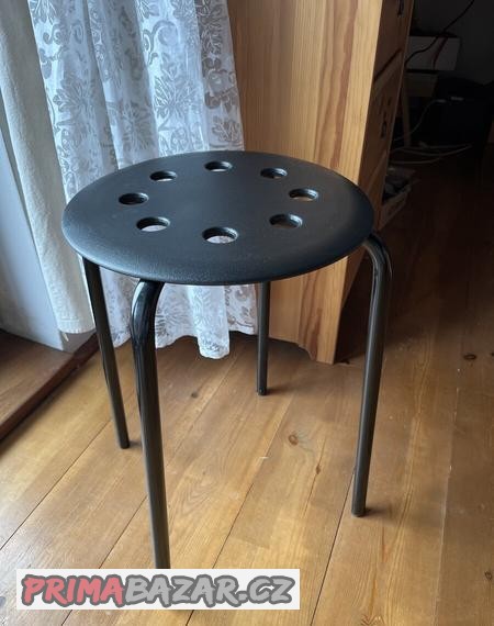 stolicka-marius-ikea