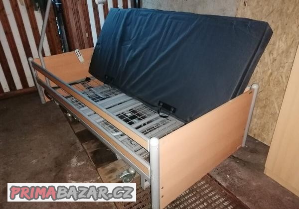 polohovaci-postel-linet