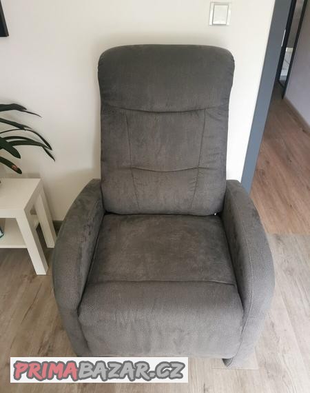 kreslo-rozkladaci-relaxacni-nepouzivane