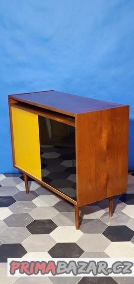 komoda-retro-60-leta