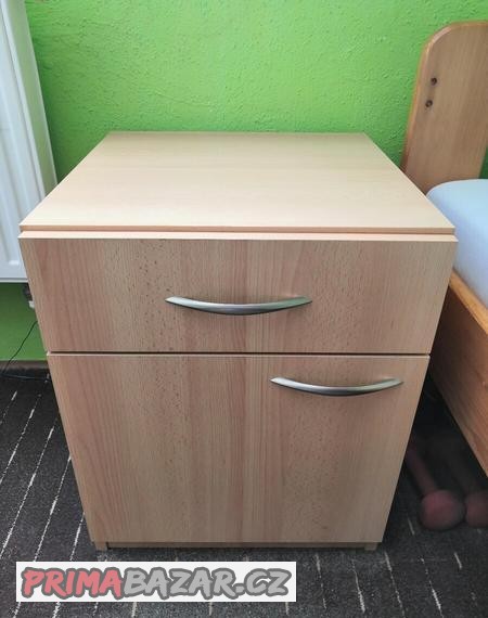 prodam-nocni-stolek