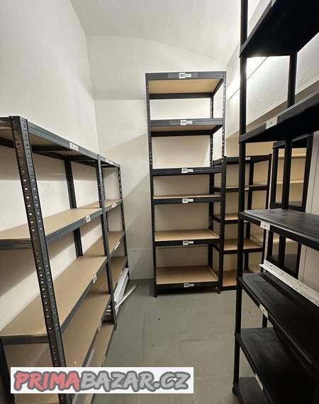 prodam-regaly-vybaveni-skladu