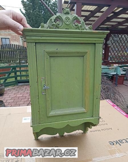 stara-drevena-skrinka