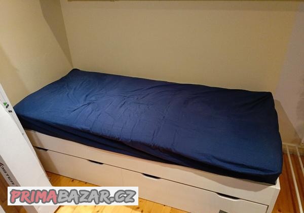 postel-bez-matrace