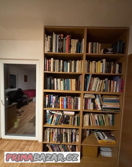 Prodám zánovní nábytek z pracovny