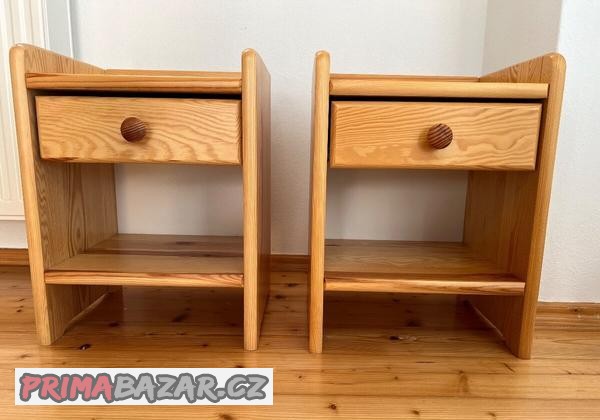nocni-stolky-z-masivu
