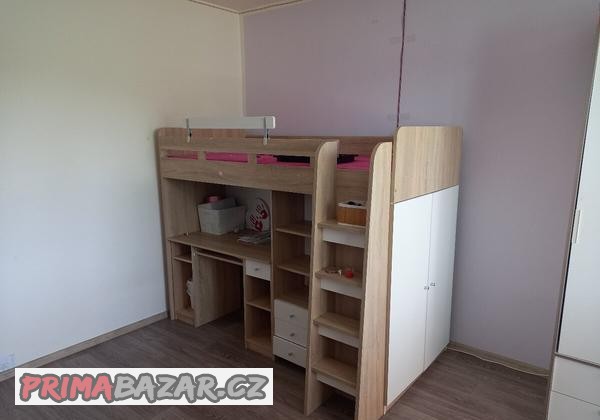 prodam-detskou-patrovou-postel