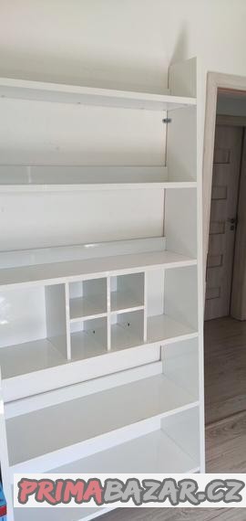 nastenne-regaly-2ks