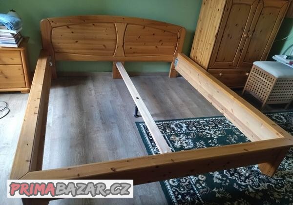 loznice-z-masivni-borovice-odstin-med