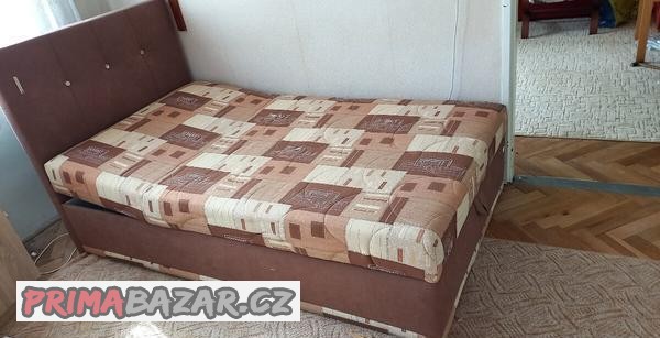 postel-polohovaci