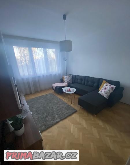 rozkladaci-sedaci-souprava-do-u
