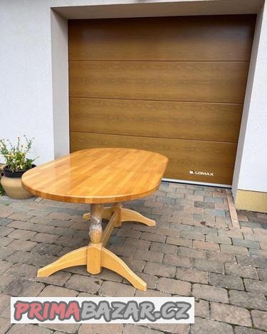 masivni-jidelni-stul-borovice