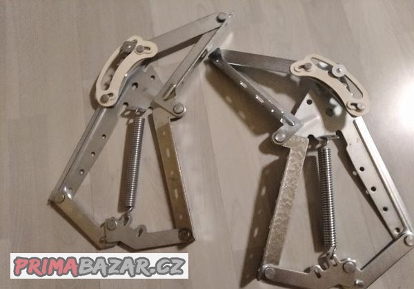 panty-s-pruzinou-na-postel