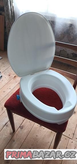 zvysene-wc-sedatko-pro-zdravotne-postizene