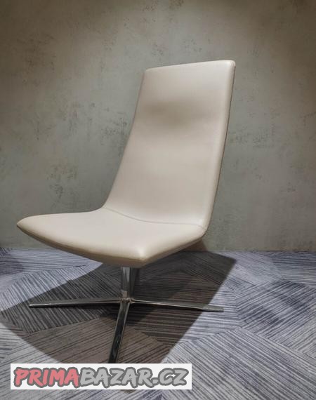 kozeny-otocny-kreslo