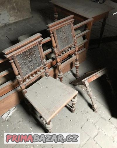 novorenesancni-jidelni-souprava