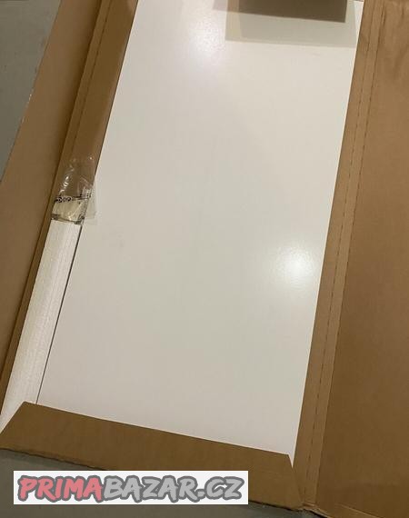 Police do rohové skříňky Ikea bílá