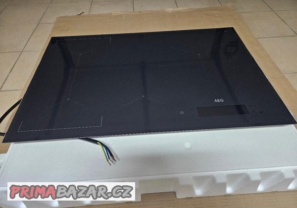 indukcni-varna-deska-aeg