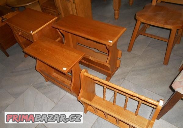 odkládací stolíky na časopisy