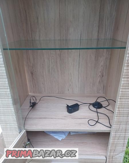 Komoda a skříň