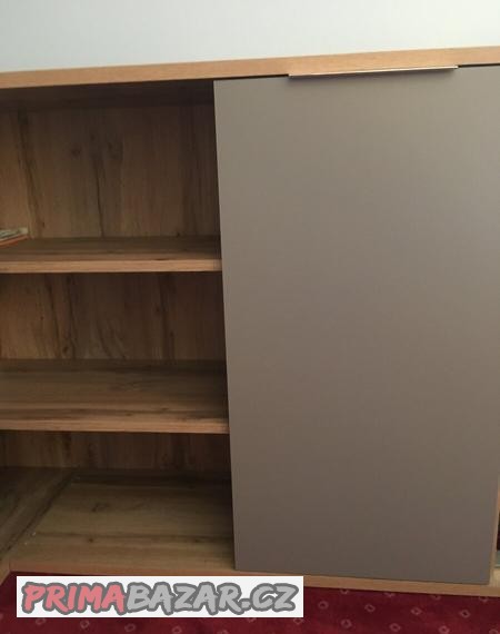 komoda-capri-dub-wotan-seda