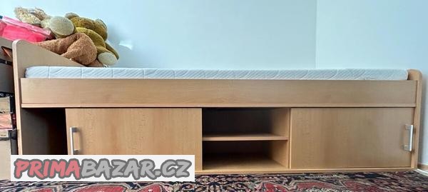 jednoluzkova-postel-90x200-lamelovy-rost-matrace