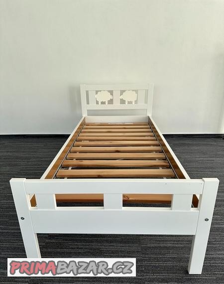 detska-postel-bila