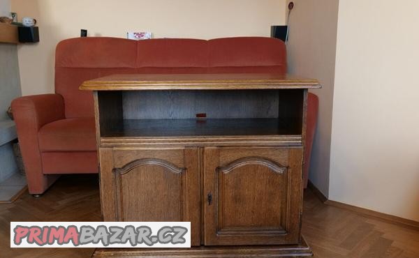 Rustikální nábytek – komoda, konferenční stolek