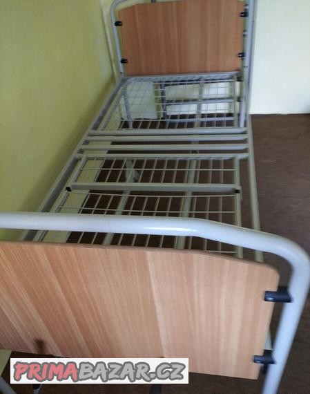 zdravotni-polohovaci-postel