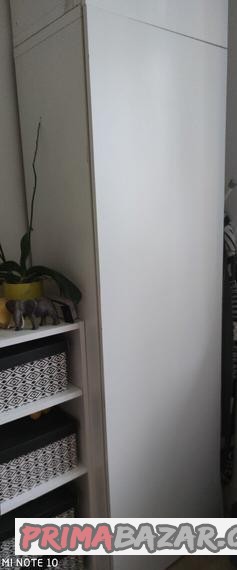 besta-skrin-s-tichym-dovrenim