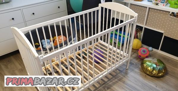 prodam-polohovaci-detskou-postel-vcetne-matrace