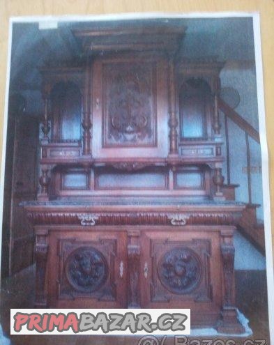 Prodej starožitného příborníku