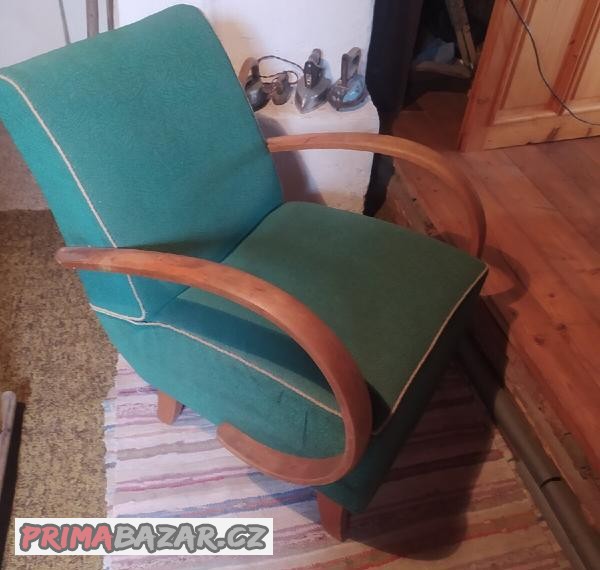 prodam-stare-kreslo