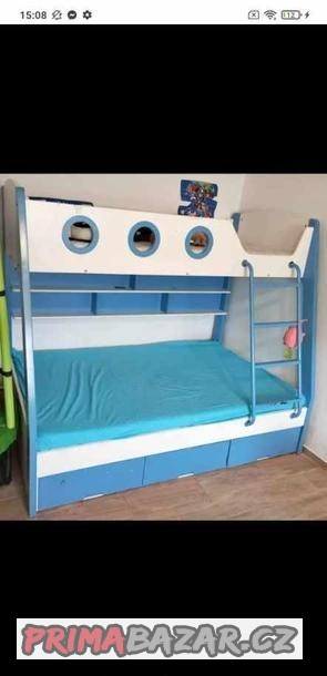 palanda-dvoupatrova-se-supkiky-a-polickami