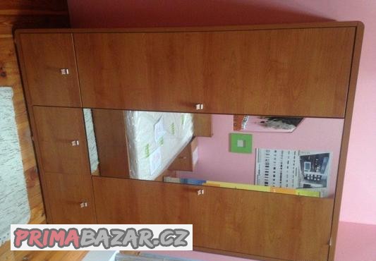 satni-skrin-elippe-z-expozice