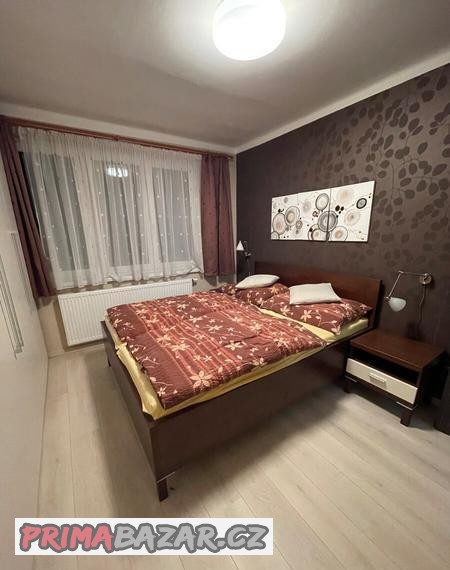 manzelska-postel-160-s-matracemi