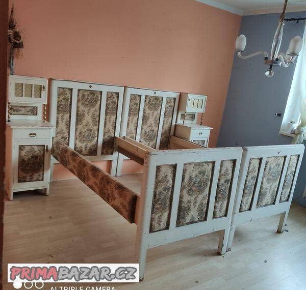 zamecka-starozitna-loznice-masiv