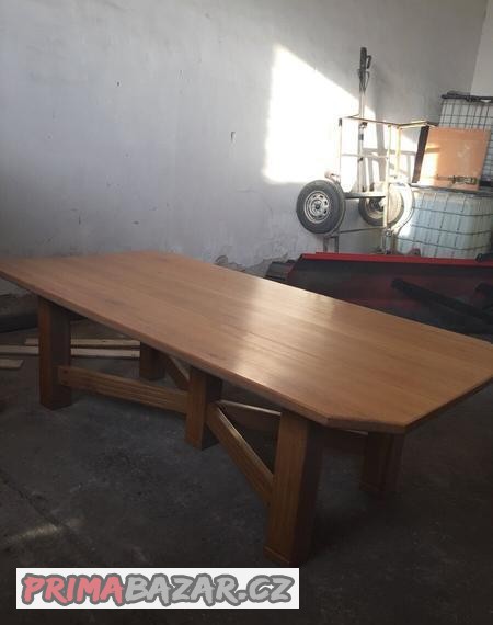 velky-masivni-stul-240x120-cm