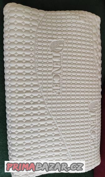 polstar-z-pametove-peny