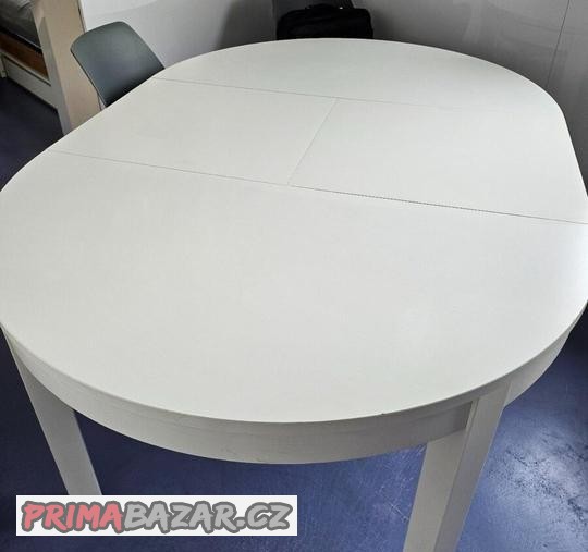 rozkladaci-jidelni-stul-ikea