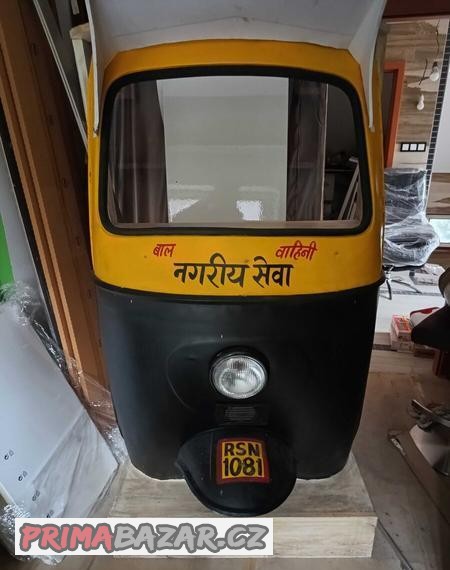 originalni-thajsky-bar-tuk-tuk-novy