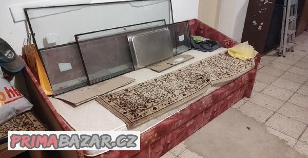 pohovka-s-uloznym-prostorem