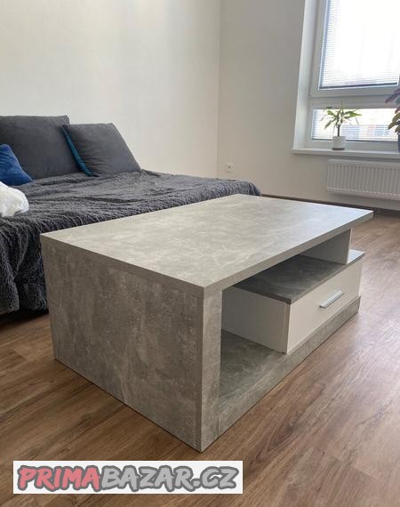 konferencni-stul-sedy-beton
