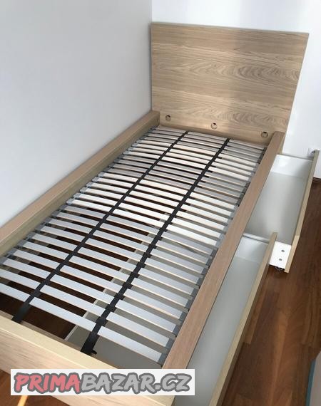 postel-90x200-cm-s-uloznymi-dily-rost-matrace
