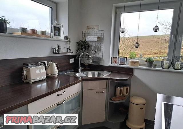 moderni-kuchyne-s-ostruvkem-1403-15