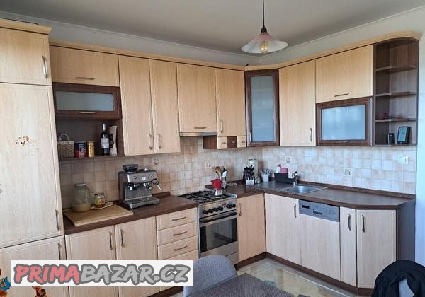 kuchynska-linka-rohova-vcetne-spotrebicu